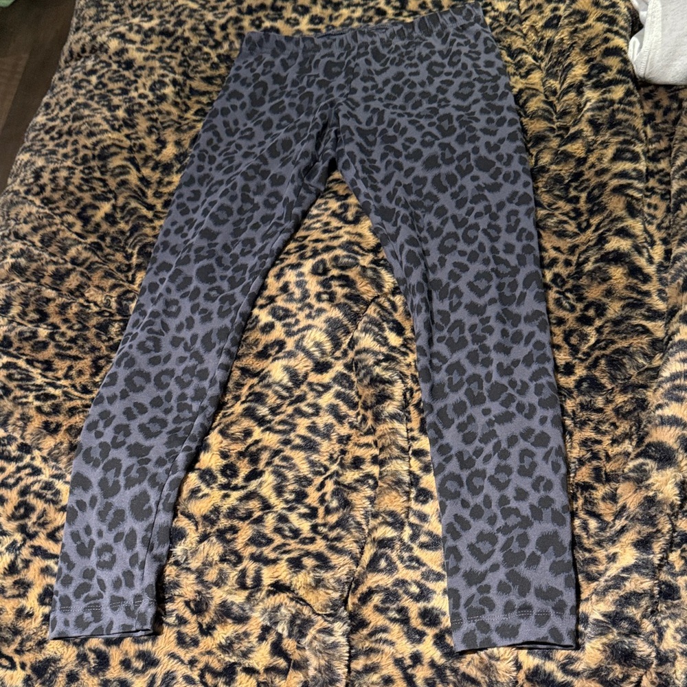 Old navy size small leggings